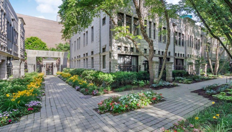 Gold Coast Chicago townhomes feature outdoor patios and attached parking